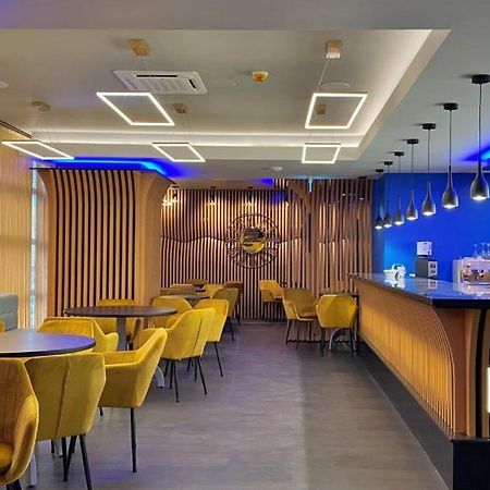 Hotel Condor Τουλσέα Εξωτερικό φωτογραφία