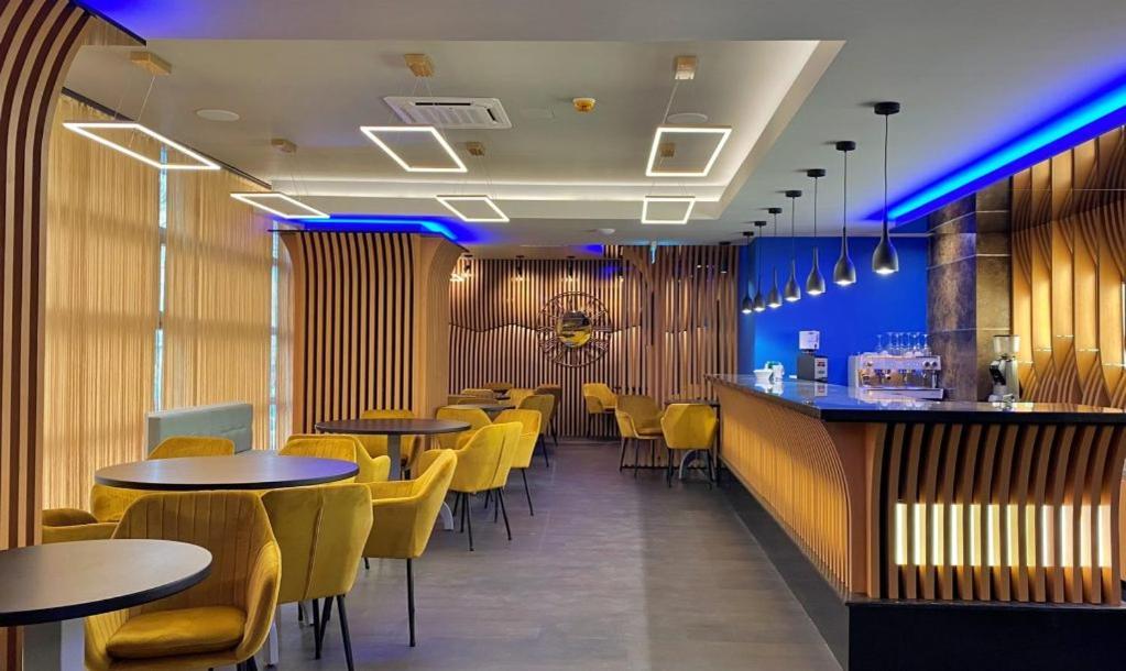 Hotel Condor Τουλσέα Εξωτερικό φωτογραφία