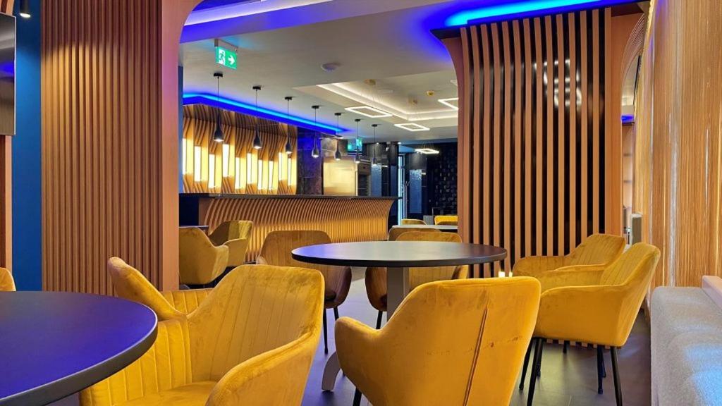 Hotel Condor Τουλσέα Εξωτερικό φωτογραφία