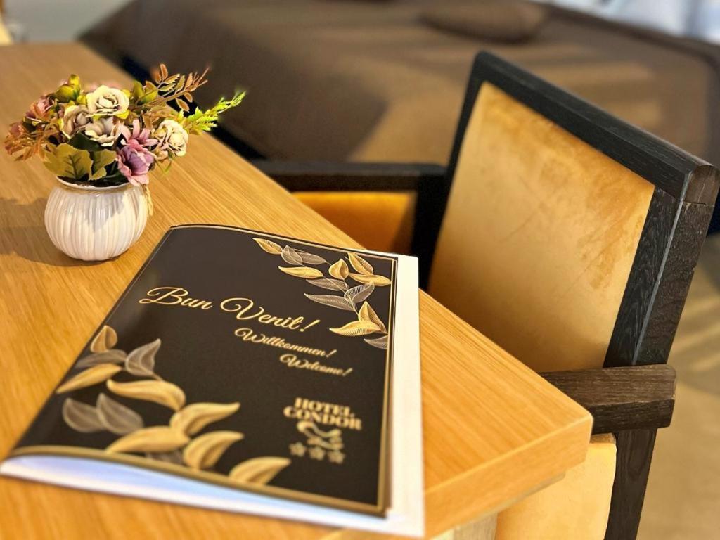 Hotel Condor Τουλσέα Εξωτερικό φωτογραφία
