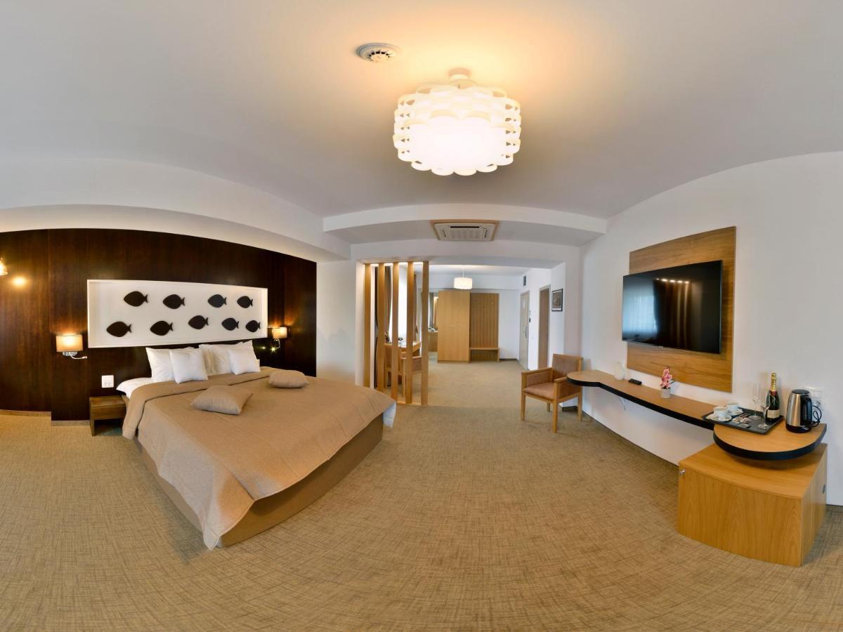 Hotel Condor Τουλσέα Εξωτερικό φωτογραφία