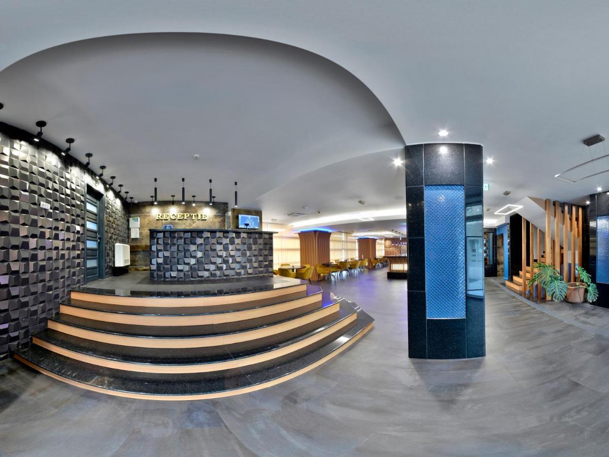 Hotel Condor Τουλσέα Εξωτερικό φωτογραφία