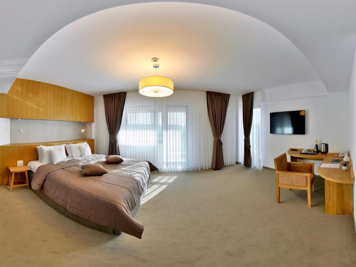 Hotel Condor Τουλσέα Εξωτερικό φωτογραφία